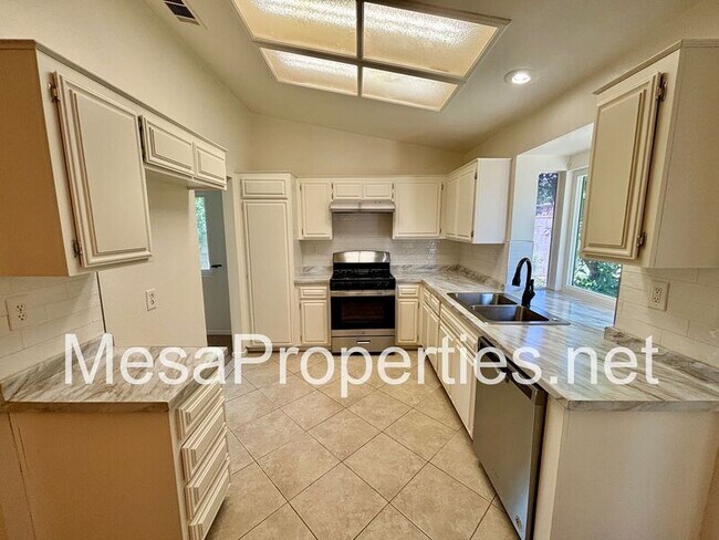 Building Photo - 1412 Pace Ct