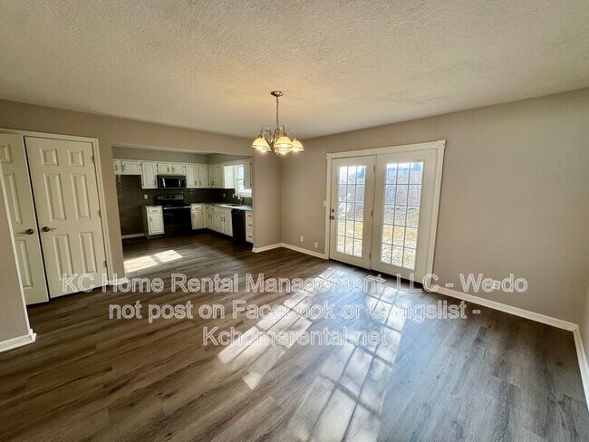 Building Photo - 9817 W 83rd Terrace