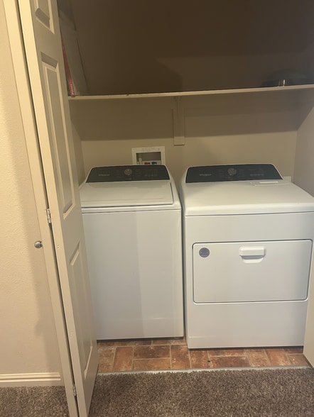 Building Photo - 1556 W 140 N