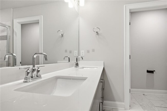 Building Photo - 4157 Bethany Manor Dr