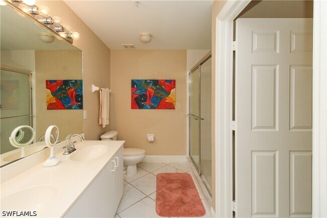 Building Photo - 519 Roma Ct