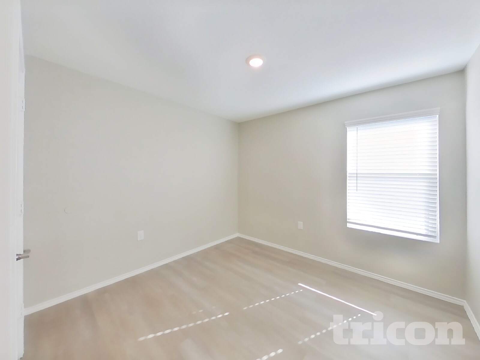 Building Photo - 5711 Raven Pl