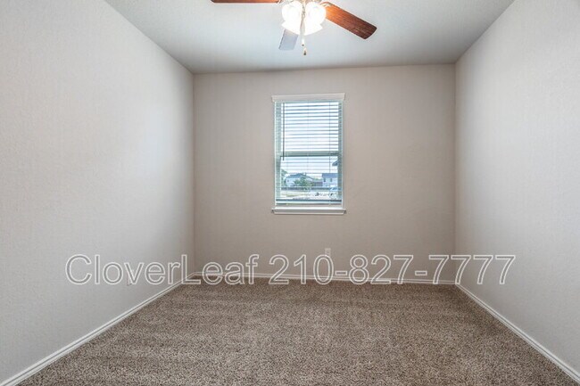 Building Photo - 238 Jaycen Ln