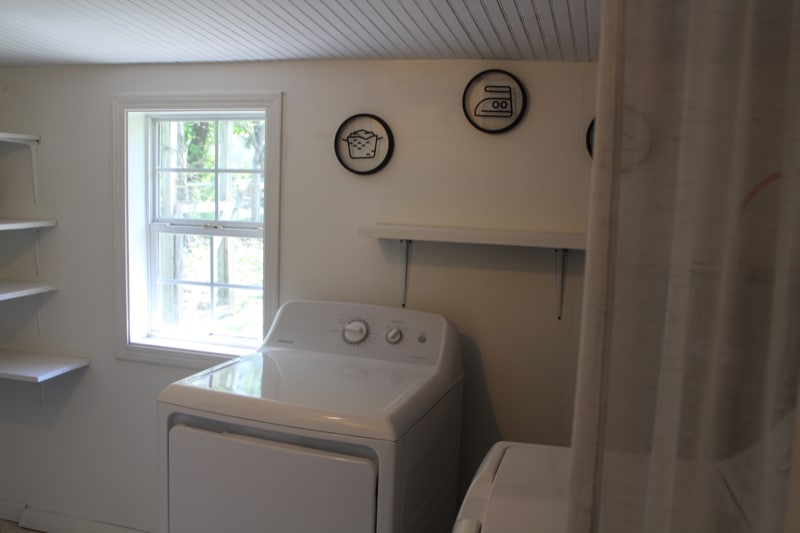 Building Photo - 117 W Poplar St