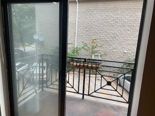 Building Photo - 2120 W Washington Blvd