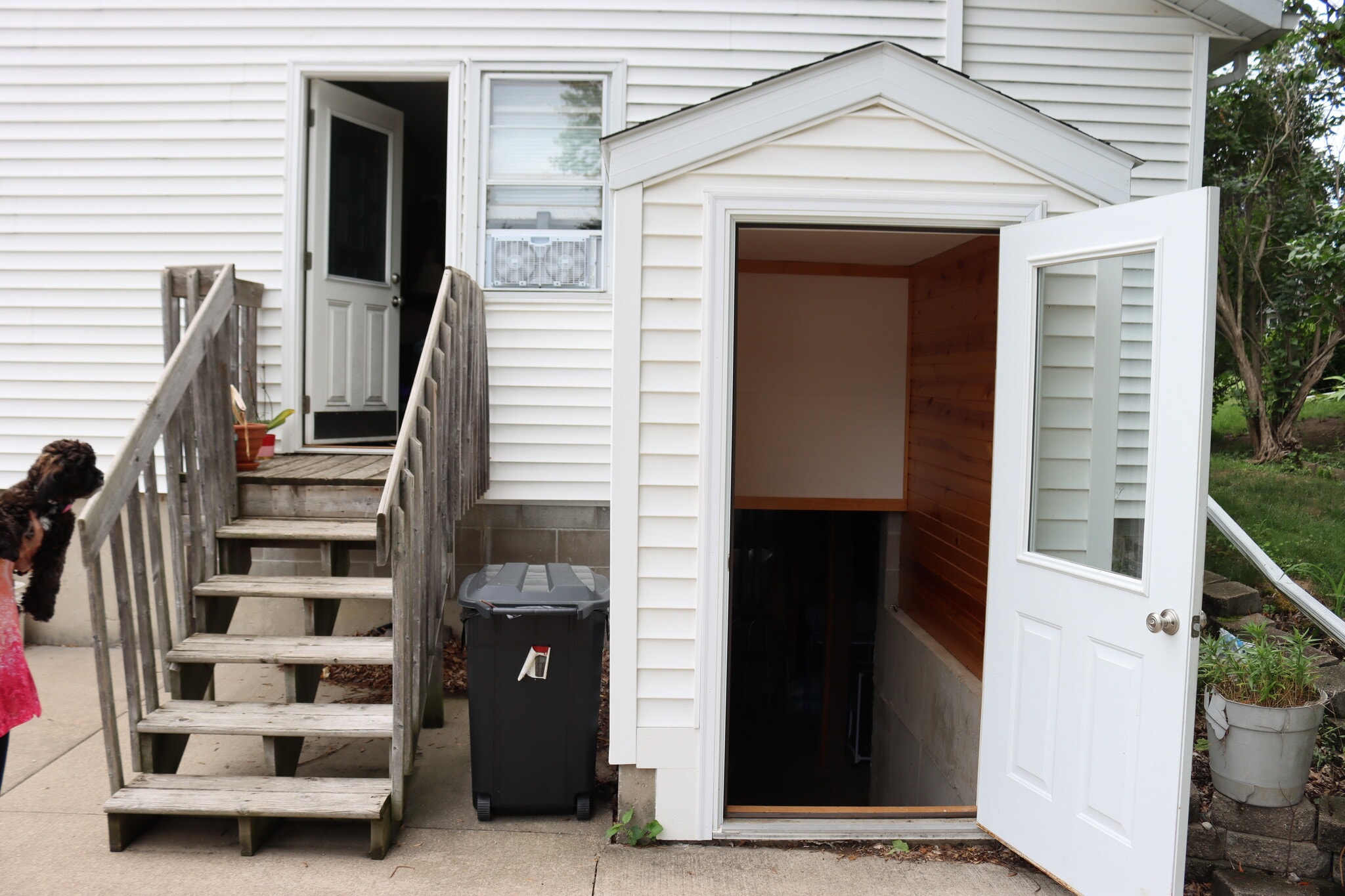 Back Door - 635 N 2nd St