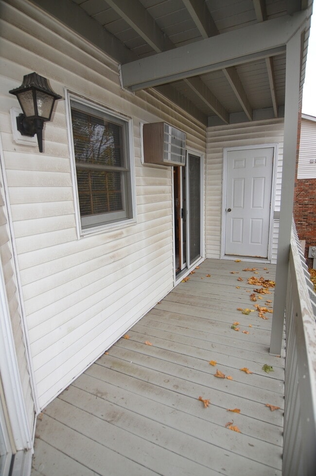 Building Photo - 4408 W Shamrock Ln