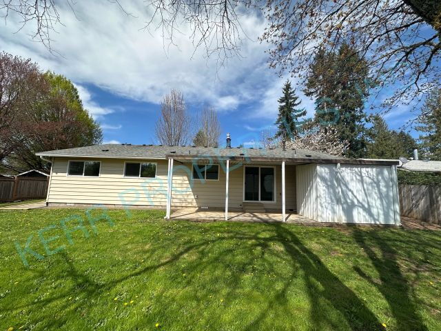 Building Photo - 18138 Seaman Ave