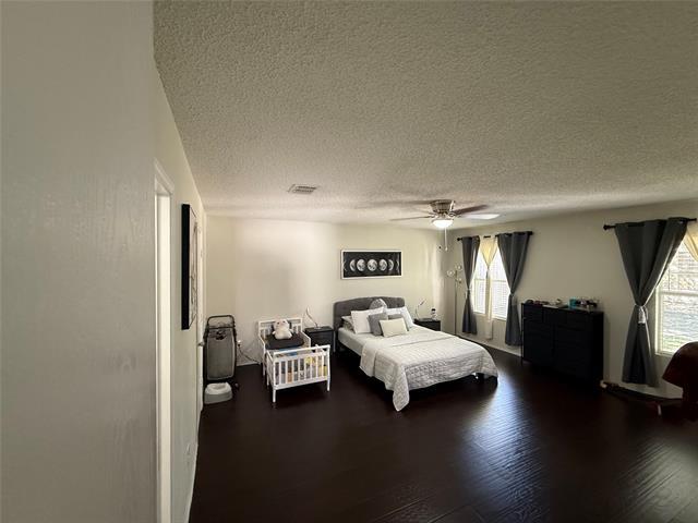 Building Photo - 3106 Legend Dr