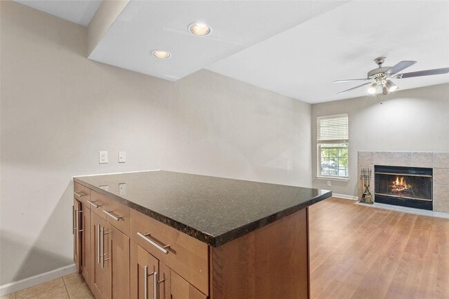 Building Photo - 7685 Northcross Dr