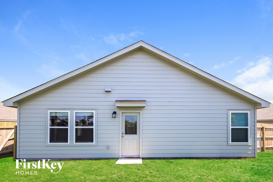 Building Photo - 1923 Morse Way