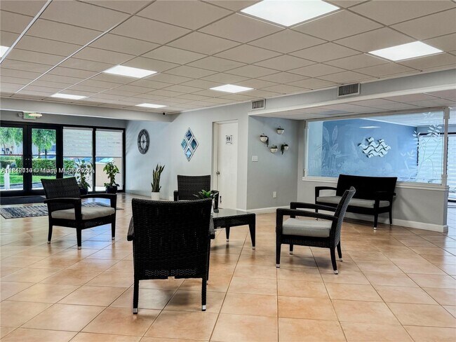 Building Photo - 7755 SW 86th St