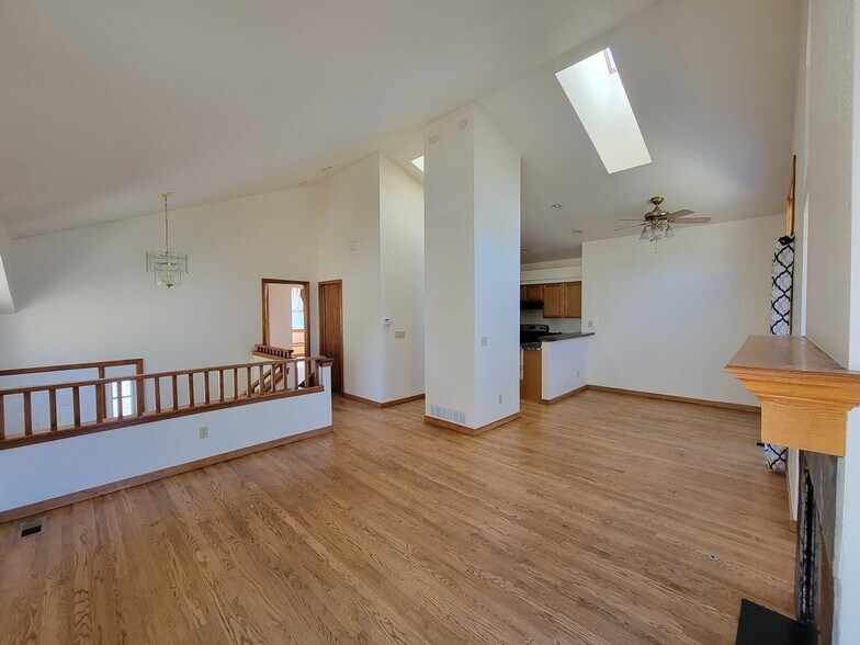 Building Photo - 4234 Flanders St