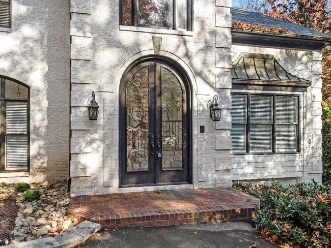 Building Photo - 5516 Hardison Rd