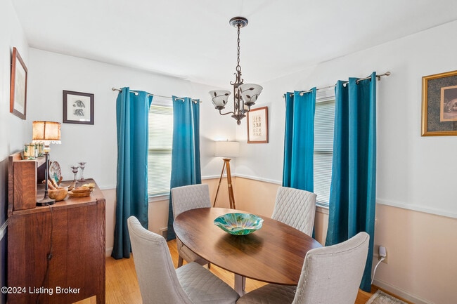 Building Photo - 704 Indian Ridge Rd