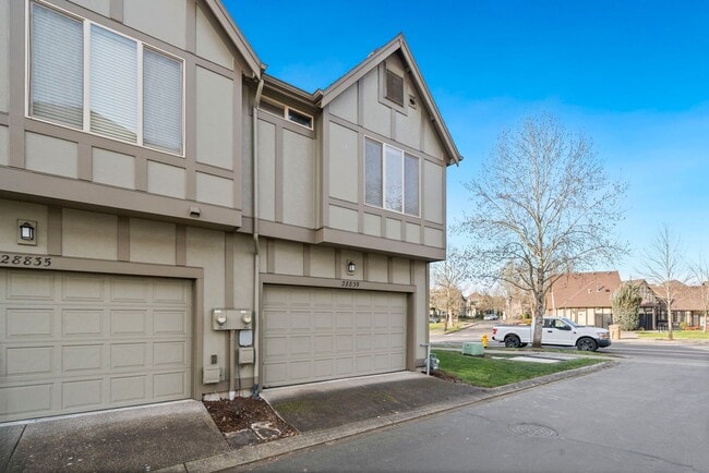 Building Photo - 28839 SW Costa Cir W