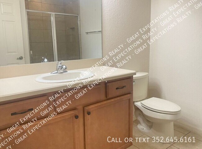 Building Photo - 10542 SE 67 Ct