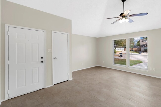 Living room - 22219 Moss Falls Ln