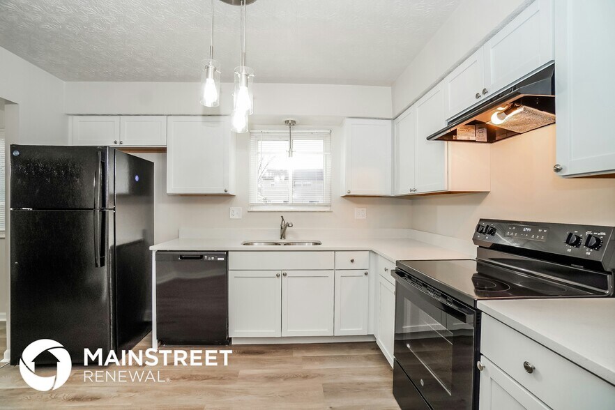 Building Photo - 6605 Hancock Ct