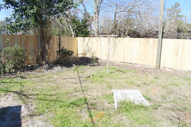 Building Photo - 1301 Kornegay Ave
