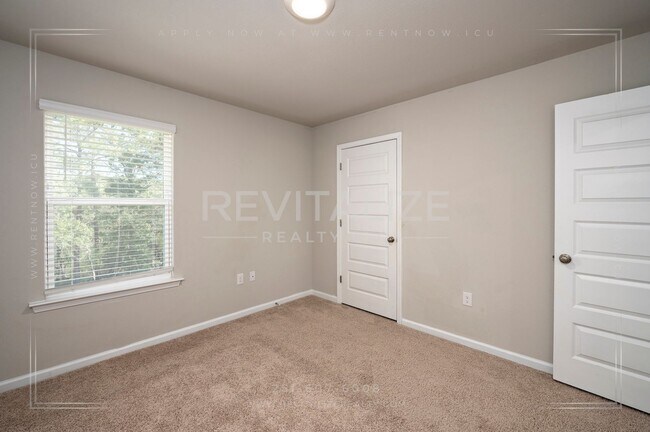 Building Photo - Dream 2-Story 5 BD 3 BA House in Spanish Fort!