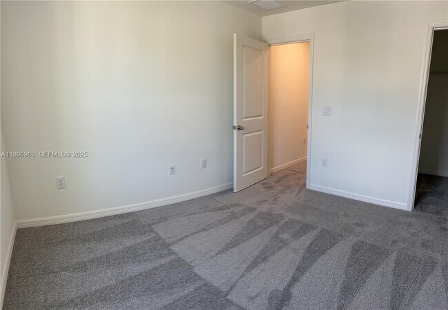 Building Photo - 15031 Caspian Tern Ct