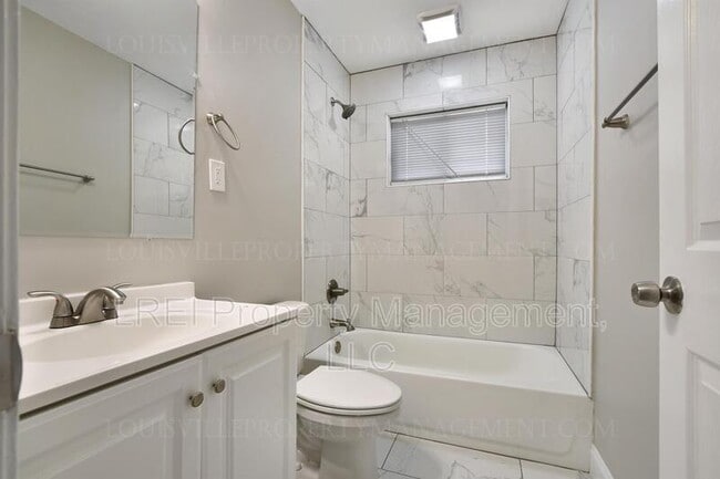 Building Photo - 8003 Grenelle Dr