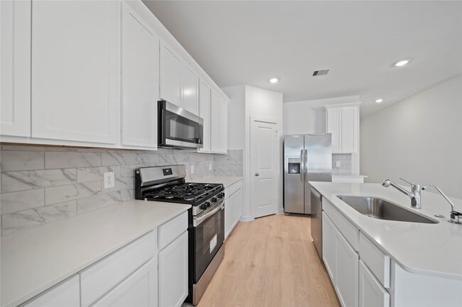 Building Photo - 31134 Winchester Fls Ct