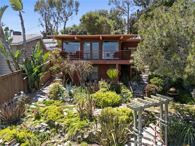 Building Photo - 28751 Top of the World Dr