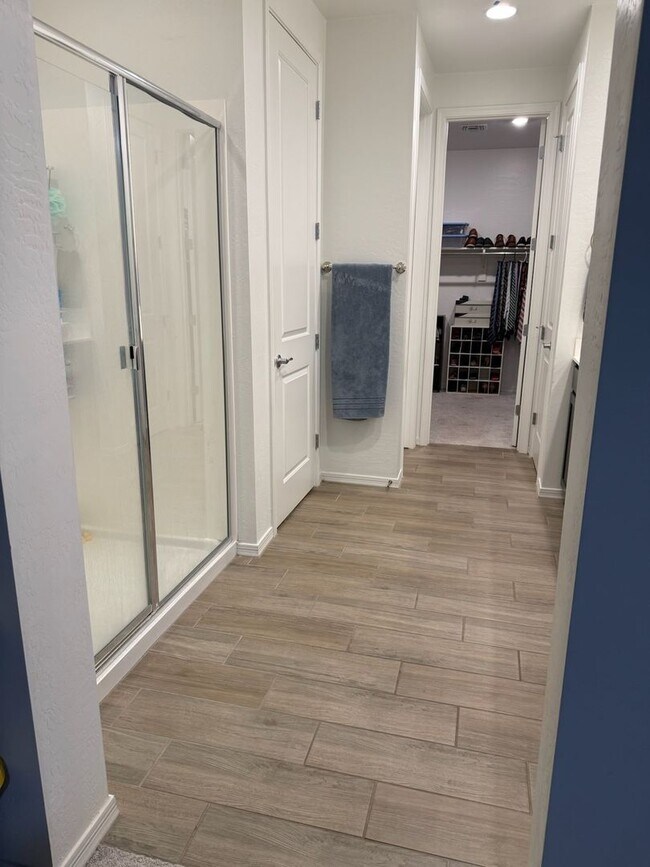 Building Photo - Lovely Eastmark Mesa 4 Bedroom Home for Rent!