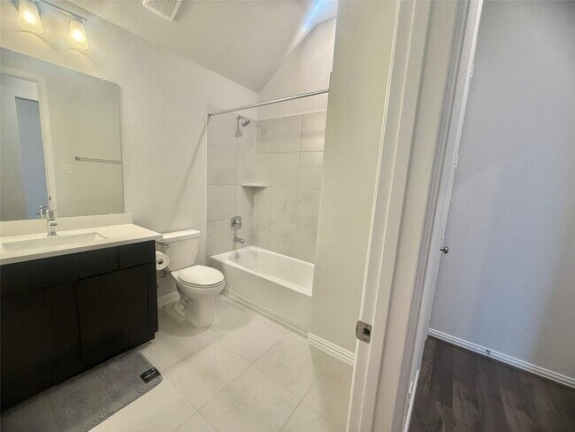 Building Photo - 6123 Severson Lake Ct