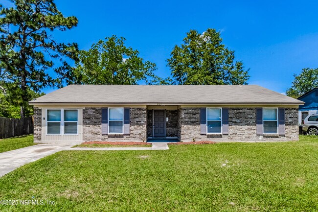Primary Photo - 8343 Spring Lake Rd N