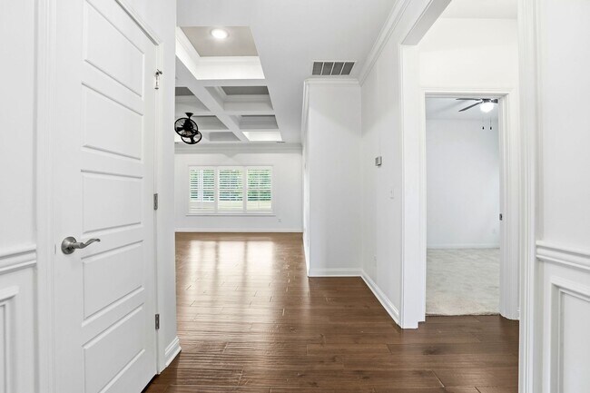 Building Photo - 2035 Prestwick Pl