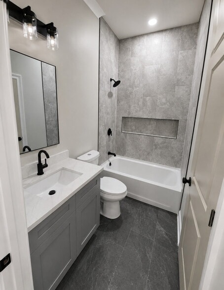 Building Photo - 308 Lynx Dr