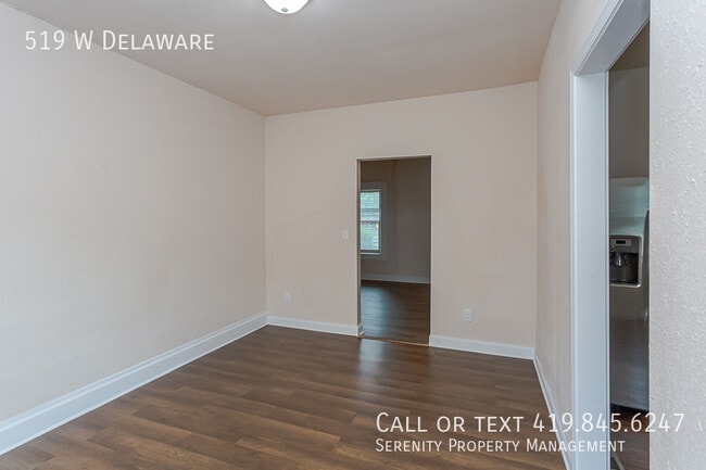 Building Photo - 519 W Delaware-