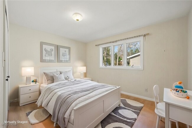 Building Photo - 33115 Ledge Hill Dr