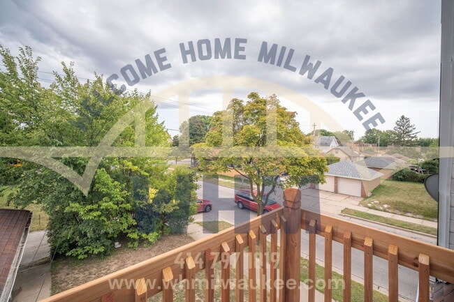 Building Photo - 2904 N 55th St