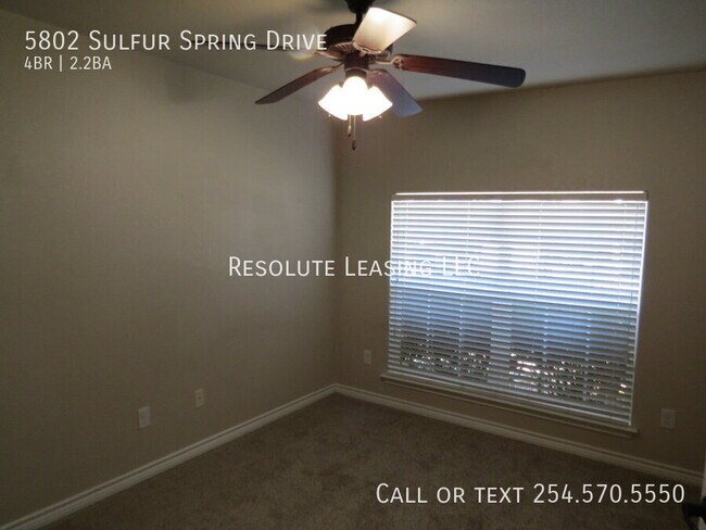 Building Photo - 5802 Sulfur Spring Dr