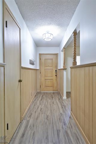 Building Photo - 2810 Arrowhead Dr