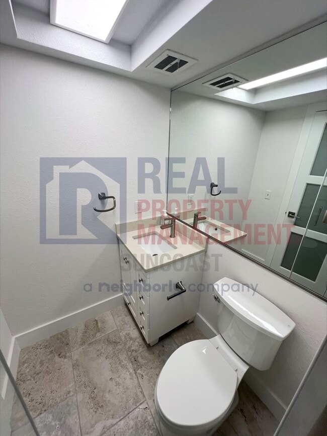 Building Photo - 649 S Tamiami Trl
