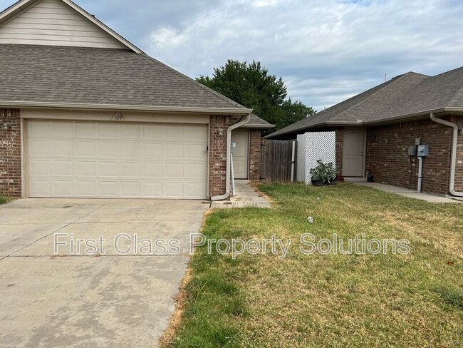Primary Photo - 129 Ashley Dr