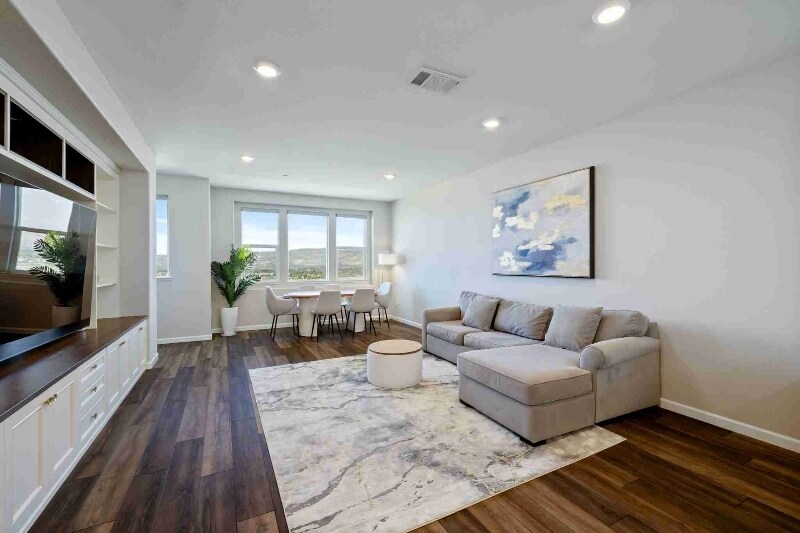 Building Photo - 195 Manly Terrace