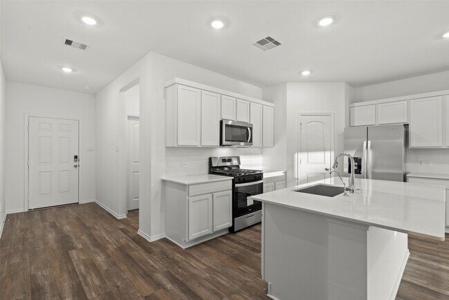 Building Photo - 6023 Ginevra Summers Dr
