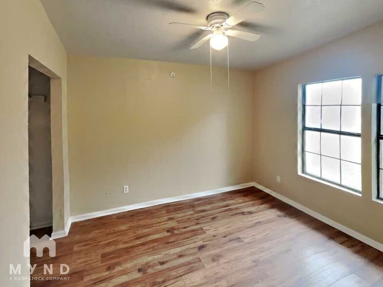 Building Photo - 4809 Jo Ann St