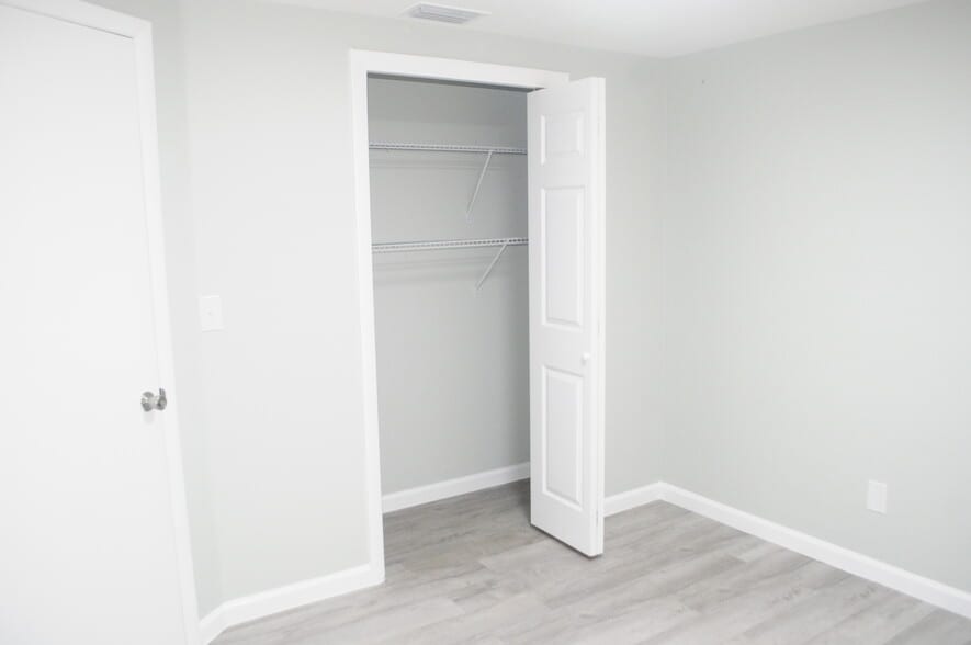 Building Photo - 2110 Seaman Rd