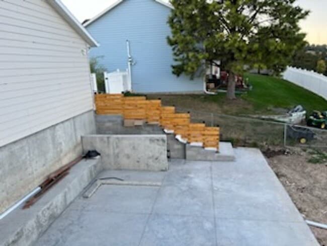 Building Photo - 4 BED | 3 BATH | 3 CAR GARAGE | TERRACITA ...