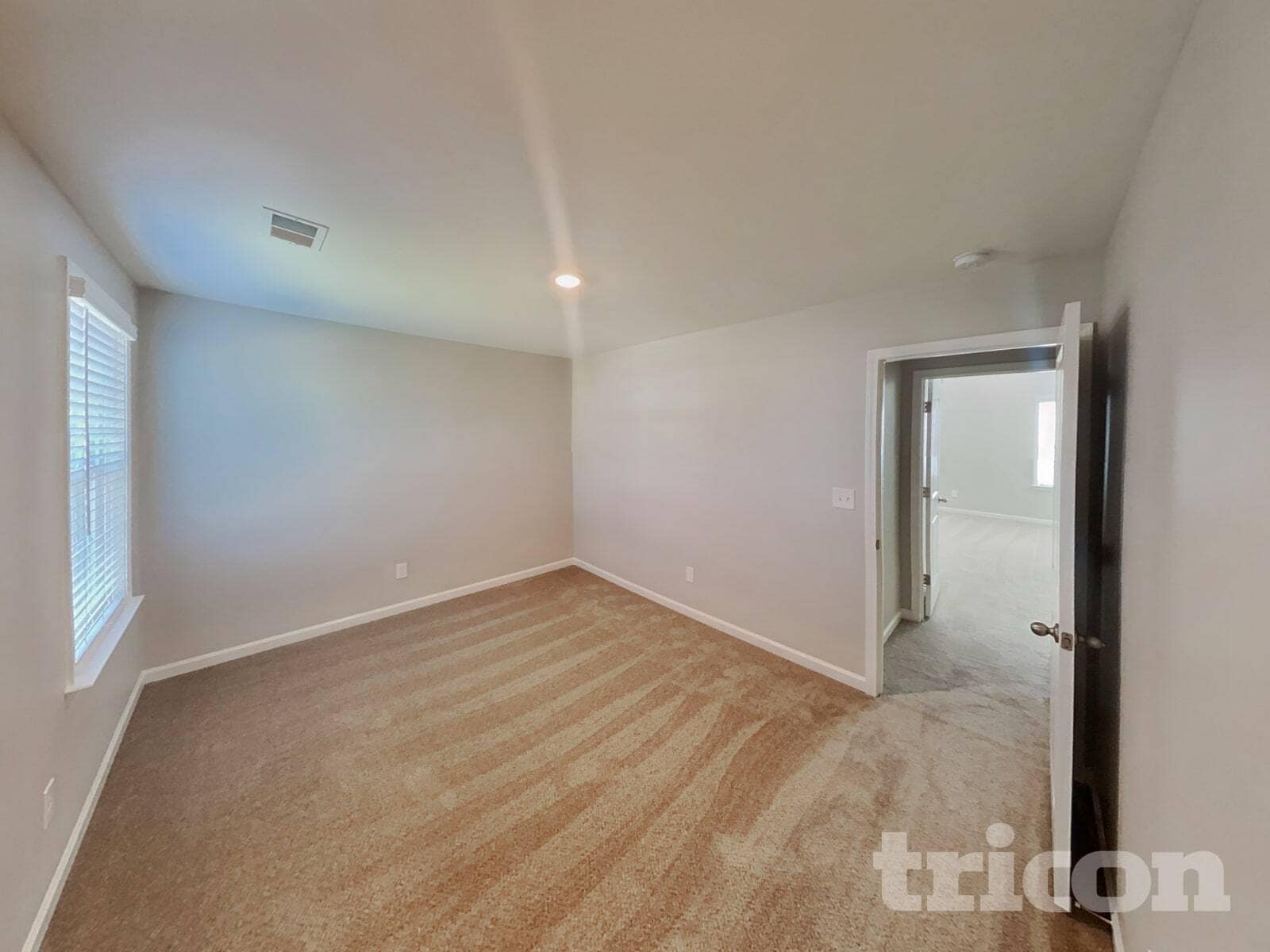 Building Photo - 2355 Whisperwood St