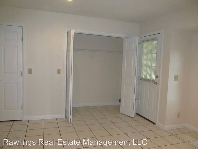 Building Photo - 140 Elkwood Ave