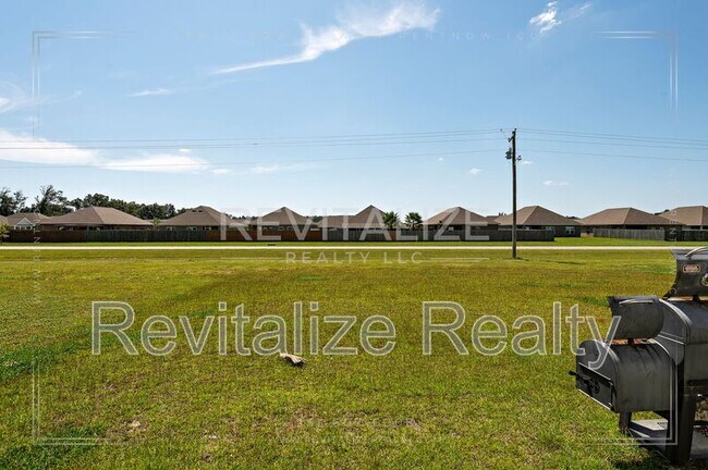 Building Photo - 19426 Ghost Horse Dr