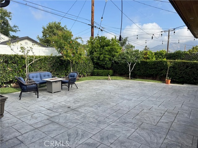 Building Photo - 10215 Quill Ave